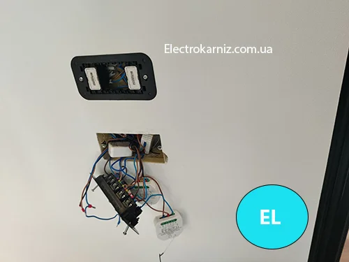 Установка реле Zigbee для електричного карнизу