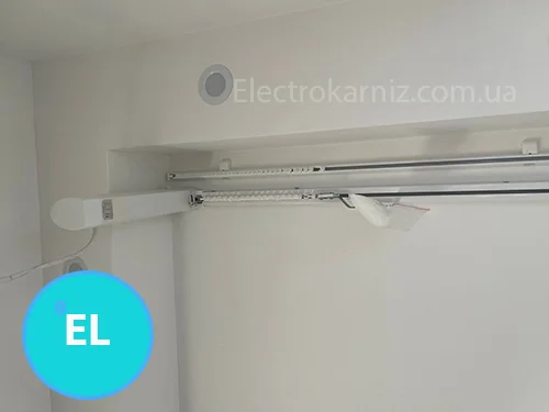 Китайський електричний карниз Dooya Smart