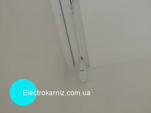 Електрокарниз для штор Dooya Smart